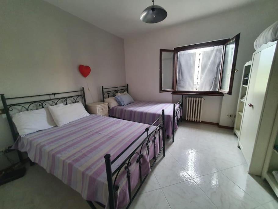 Touristic Apartment "Agata" Сірміоне Екстер'єр фото